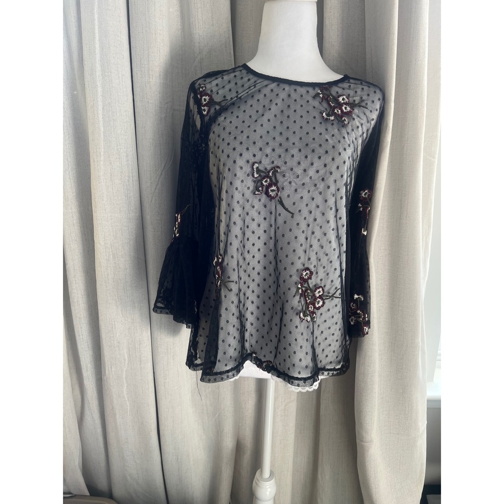 Solitaire‎ mesh top woman's Medium Black Floral Embroidered Polka Dot bell top
